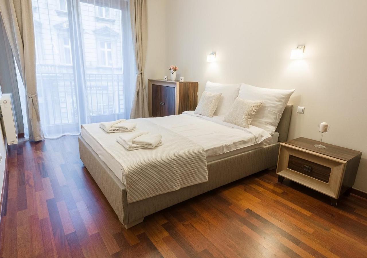 Ar Apartments - Angel Center Krakow Luaran gambar
